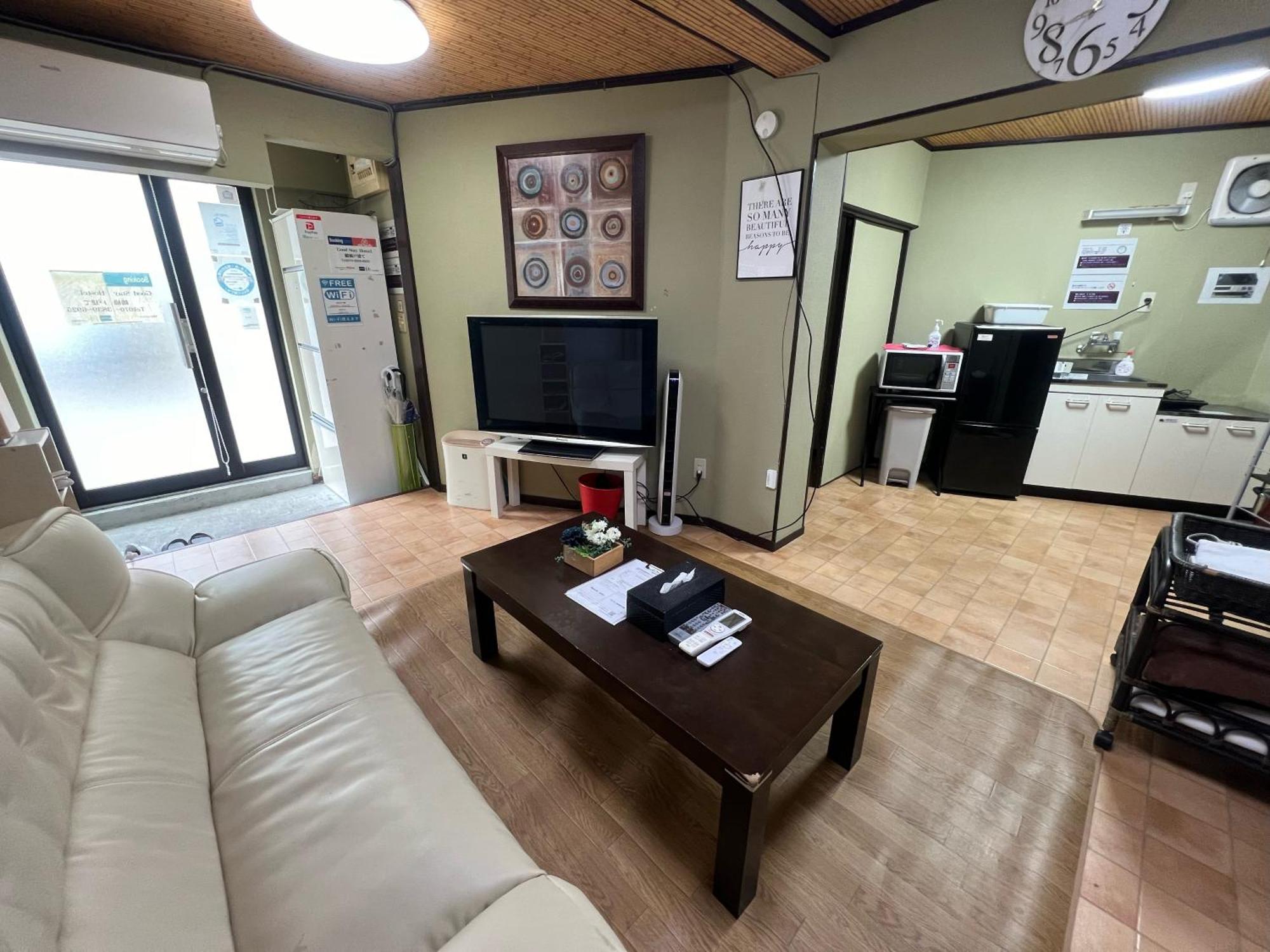 Goodstayhostel鶴橋戸建て Οσάκα Εξωτερικό φωτογραφία
